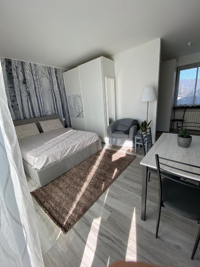 Апартаменты Residenza I Laghi Порлецца Экстерьер фото