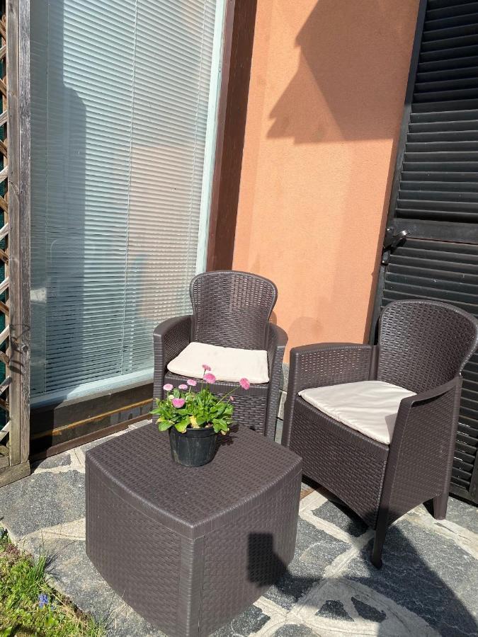 Апартаменты Residenza I Laghi Порлецца Экстерьер фото